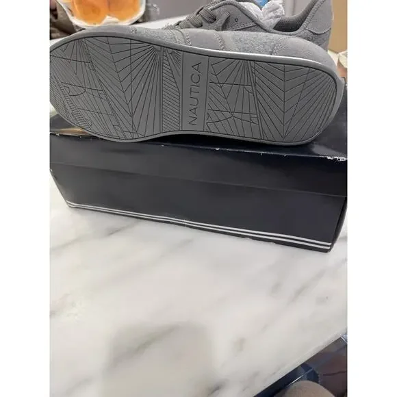 Nautica Mens Boyle Grey Flannel/suede Size 10 NWB - Picture 6 of 7